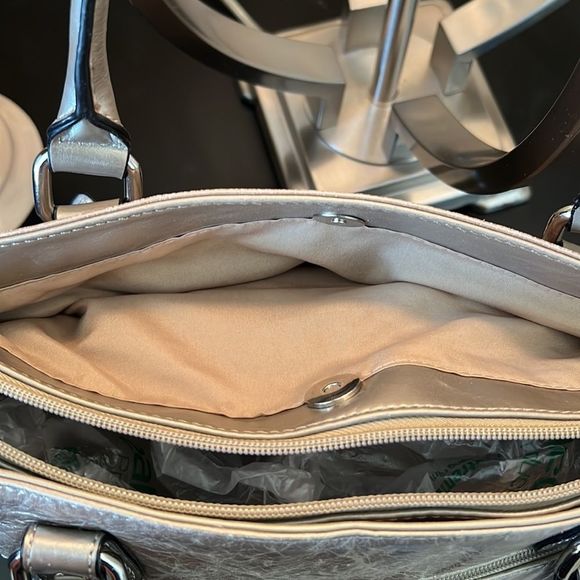 Giani Bernini Purse‼️  - Picture 4 of 10